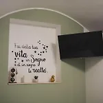 Nyaraló Mike *